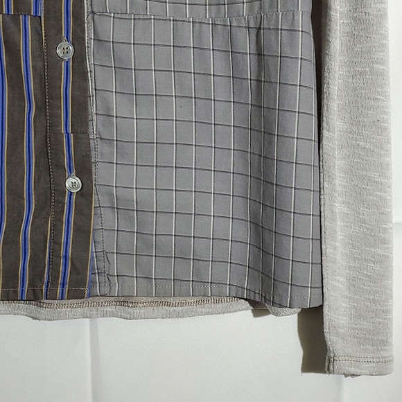 Preloved Women's Rayon/Cotton Blend Button-Up, Made In Canada - Size Medium - Picture 5 of 13